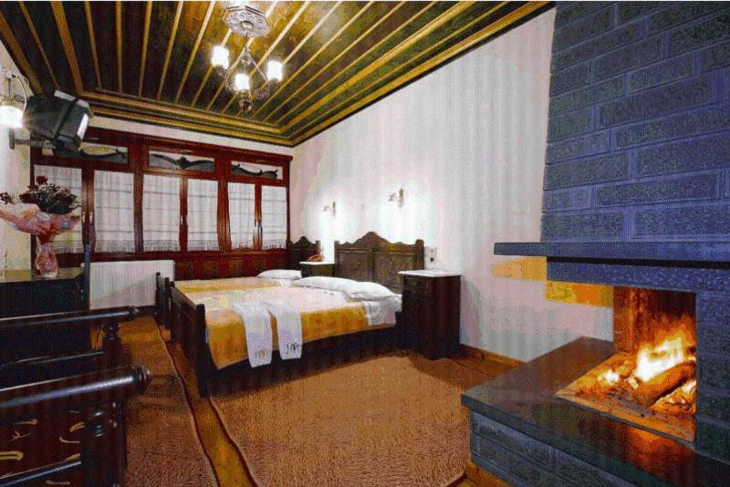 Hotel Drakolimni Asprangeloi 部屋 写真